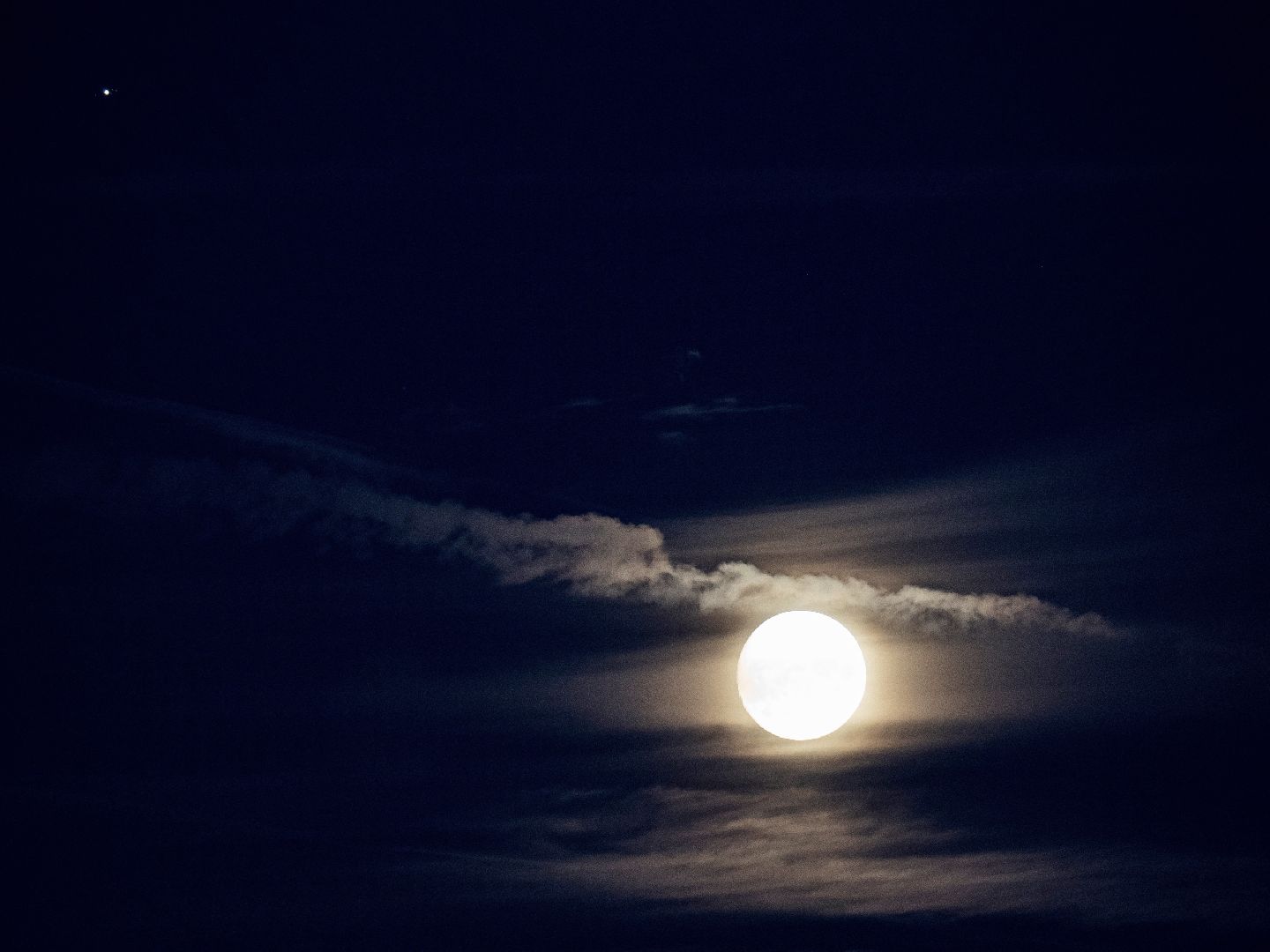 Полнолуние, Подмосковье