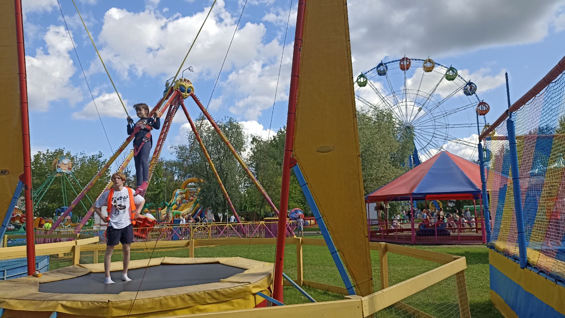 Серпухов, Подмосковье, дети, парк, аттракционы, лето