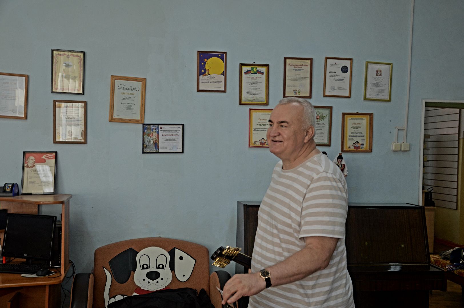 городской округ Шатура, Валерий Левшов, Михаил Мартыненко, писатель, бард, библиотека, выступление