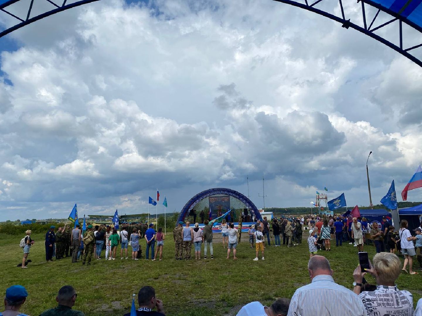 Чехов, ВДВ, праздник, угощения, аэроклуб ДОСААФ