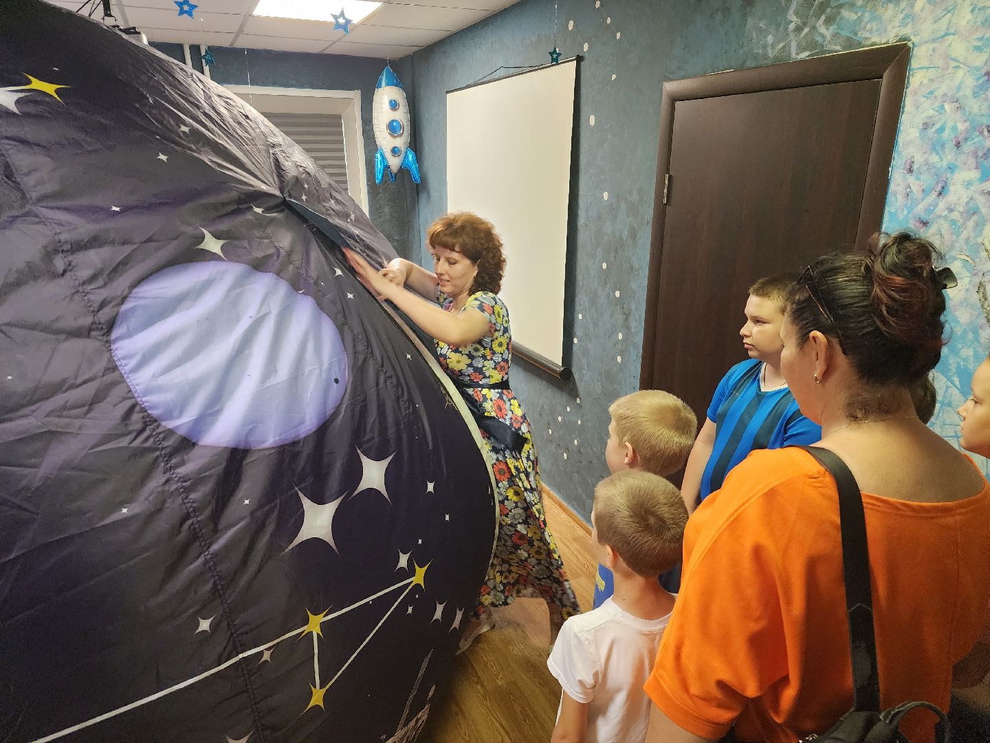 Павловский Посад, городской округ Павловский Посад, люди, праздник, поанетарий, космос, образование