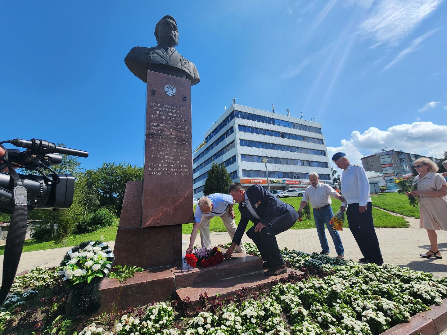 Павловский Посад, городской округ Павловский Посад, люди, музей, цветы, памятник, праздник, космонавт, космос