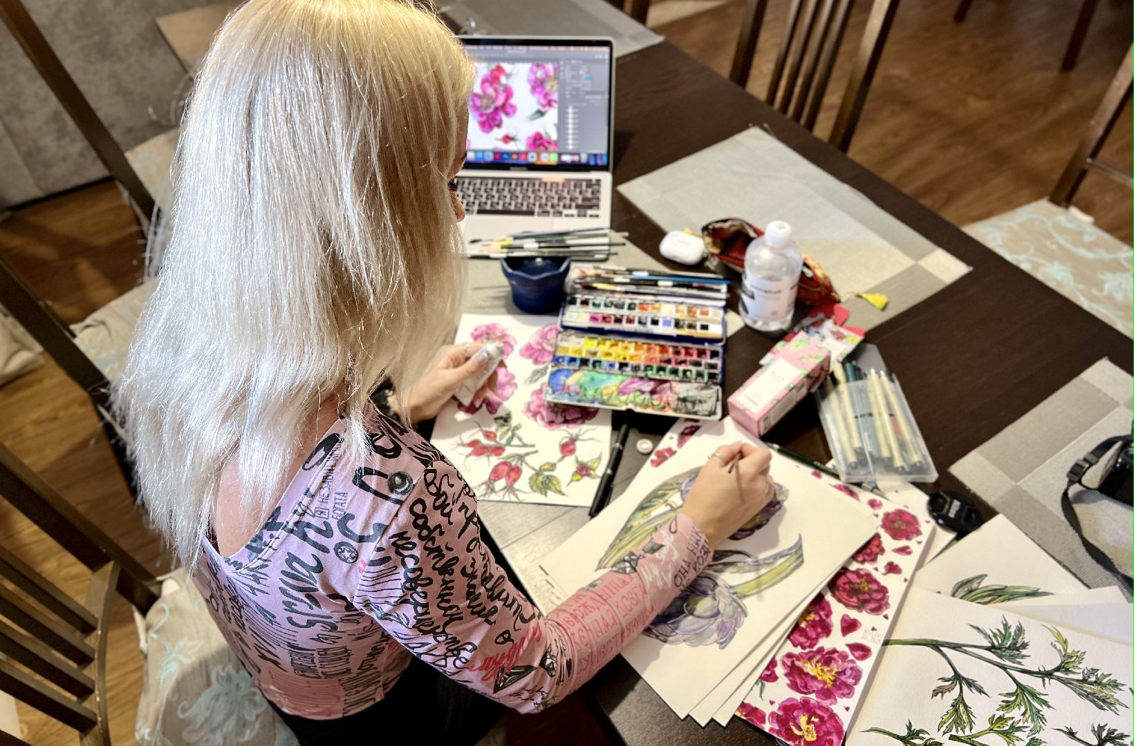 Реутов, дизайнер, Полина Шейдакова, паттерн, визуал, макет, косметика