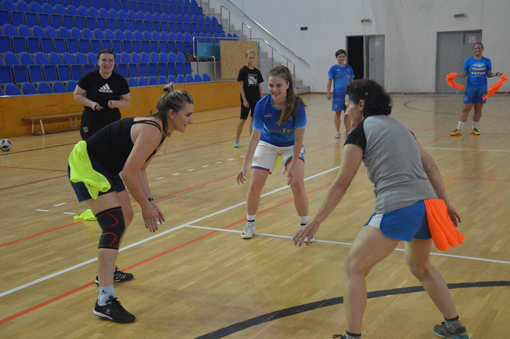 Шатура, женский футбол, тренировка, commanda, Shatura, women''''''''s football, training, the naked truth