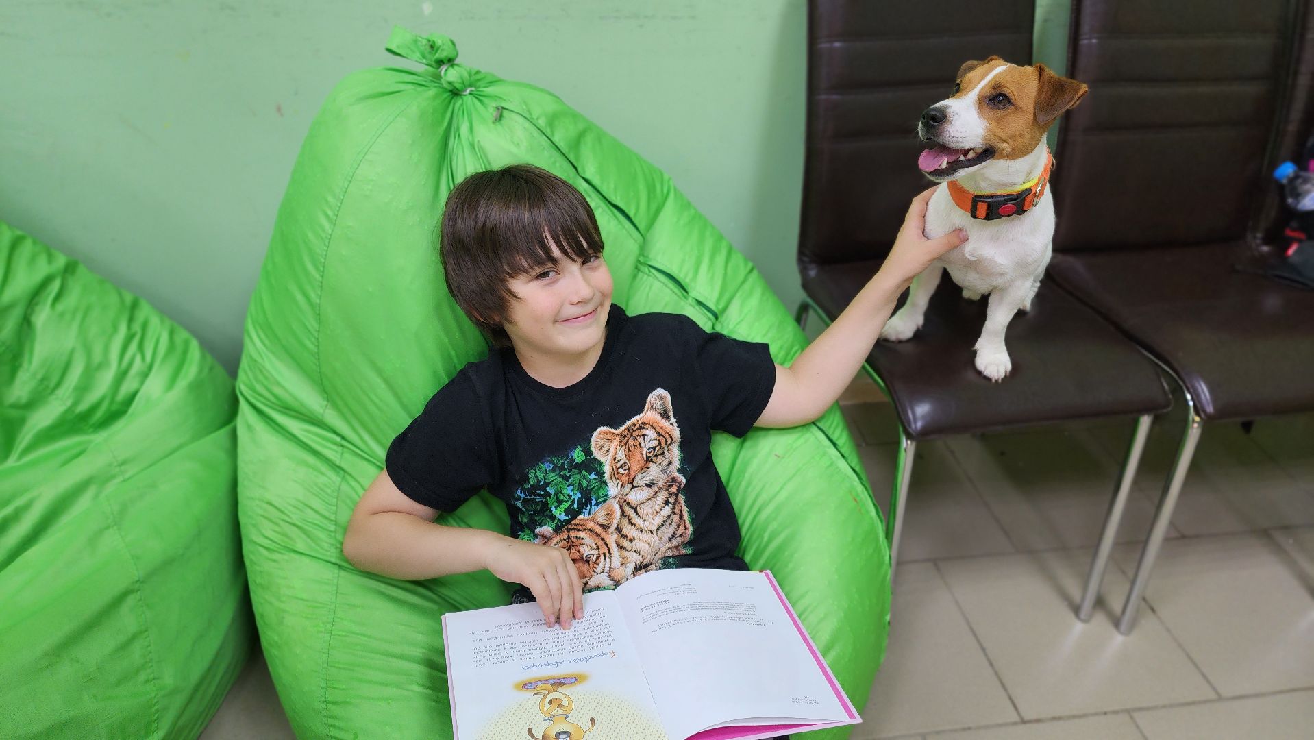 собака-терапевт, чтение, библиотека, Протвино, канистерапия