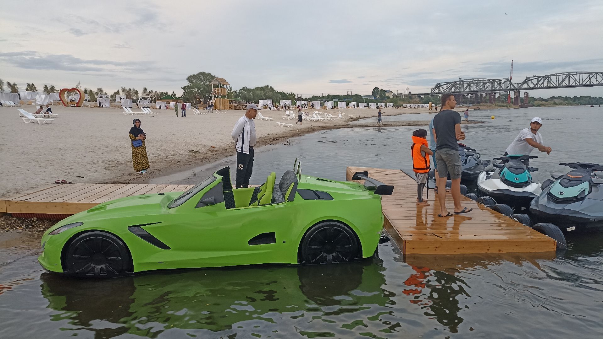 Серпухов, Подмосковье, пляж, Кремлёв, автомобили катеры