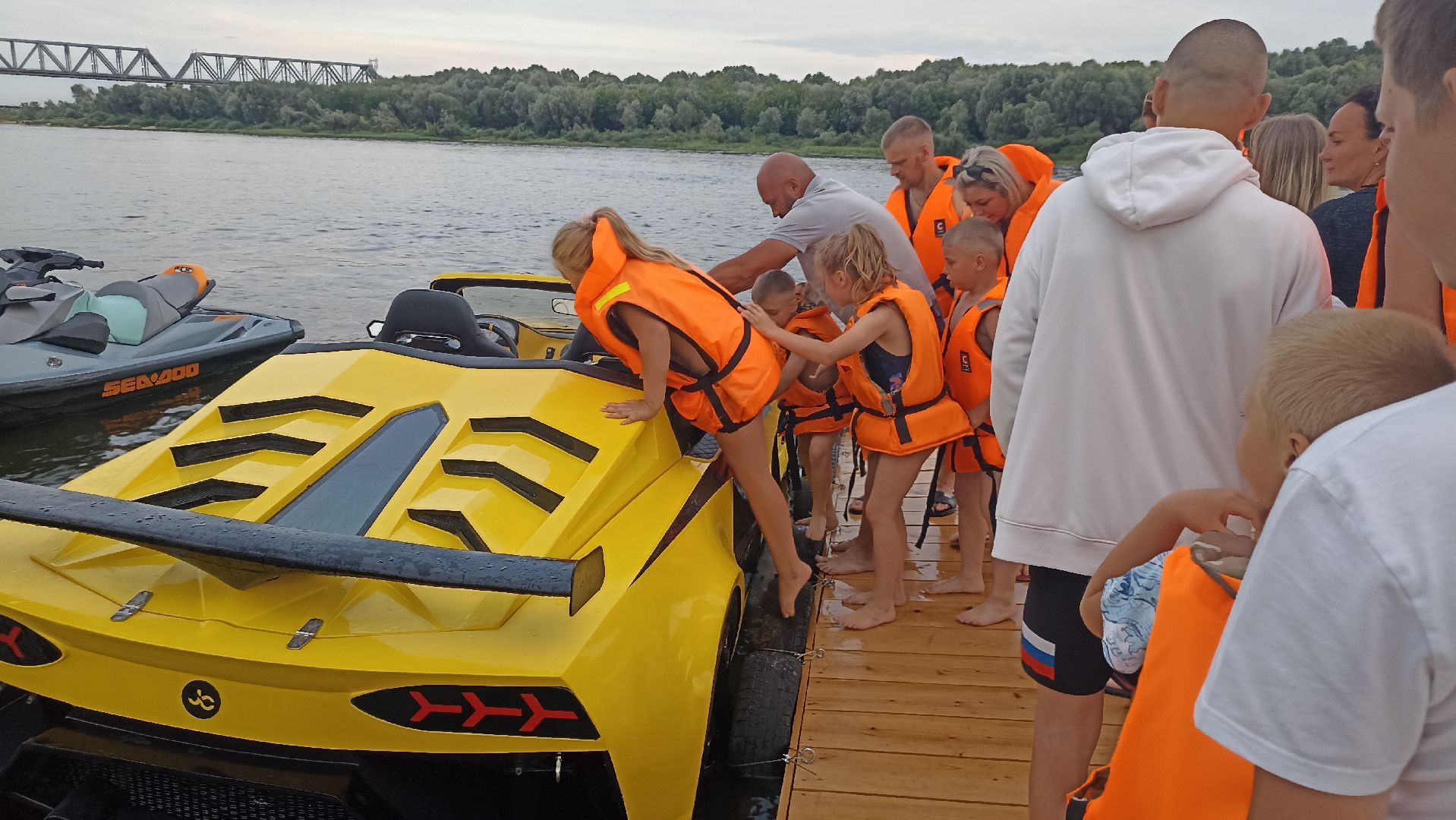 Серпухов, Подмосковье, пляж, Кремлёв, автомобили катеры