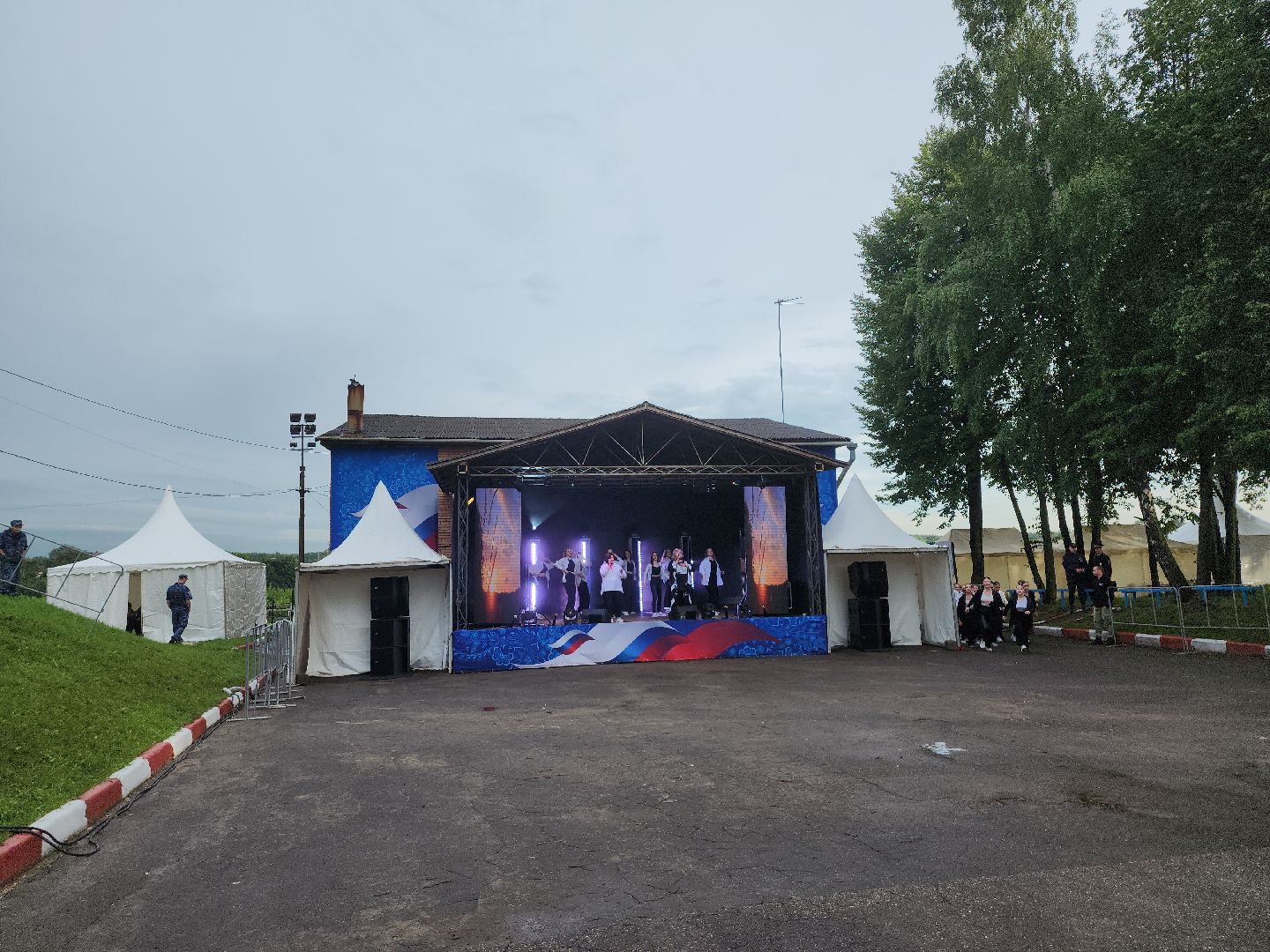 праздник; поселок; дата; ленинский округ