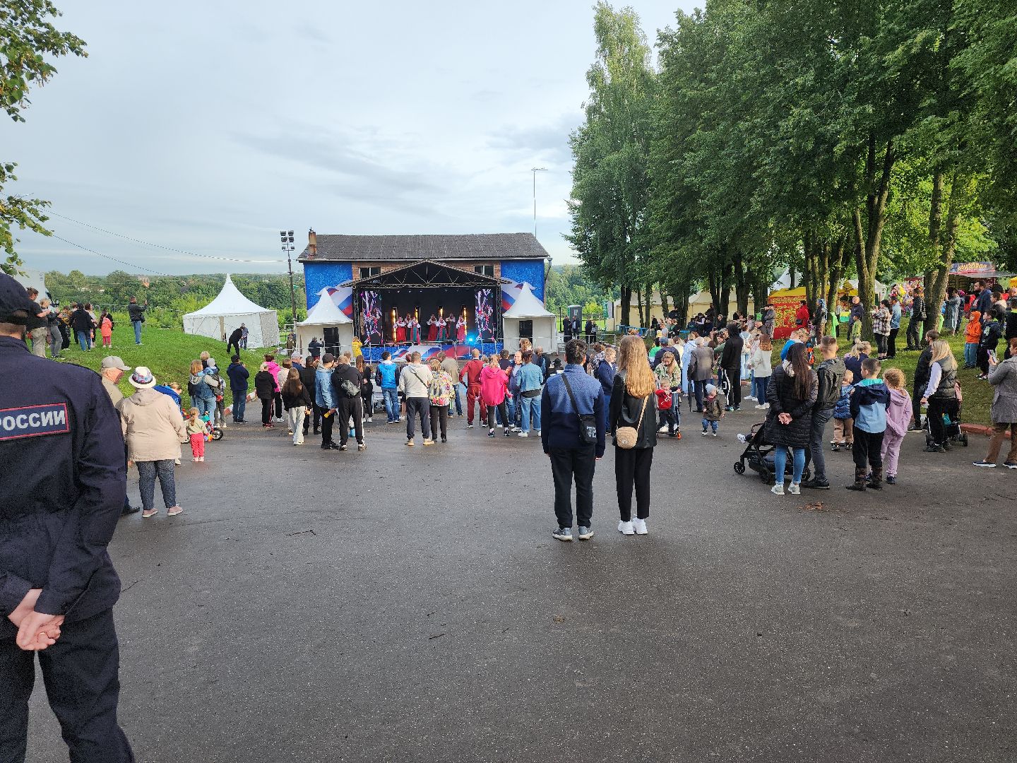 праздник; поселок; дата; ленинский округ