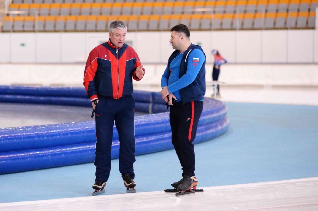 Коломна Общество