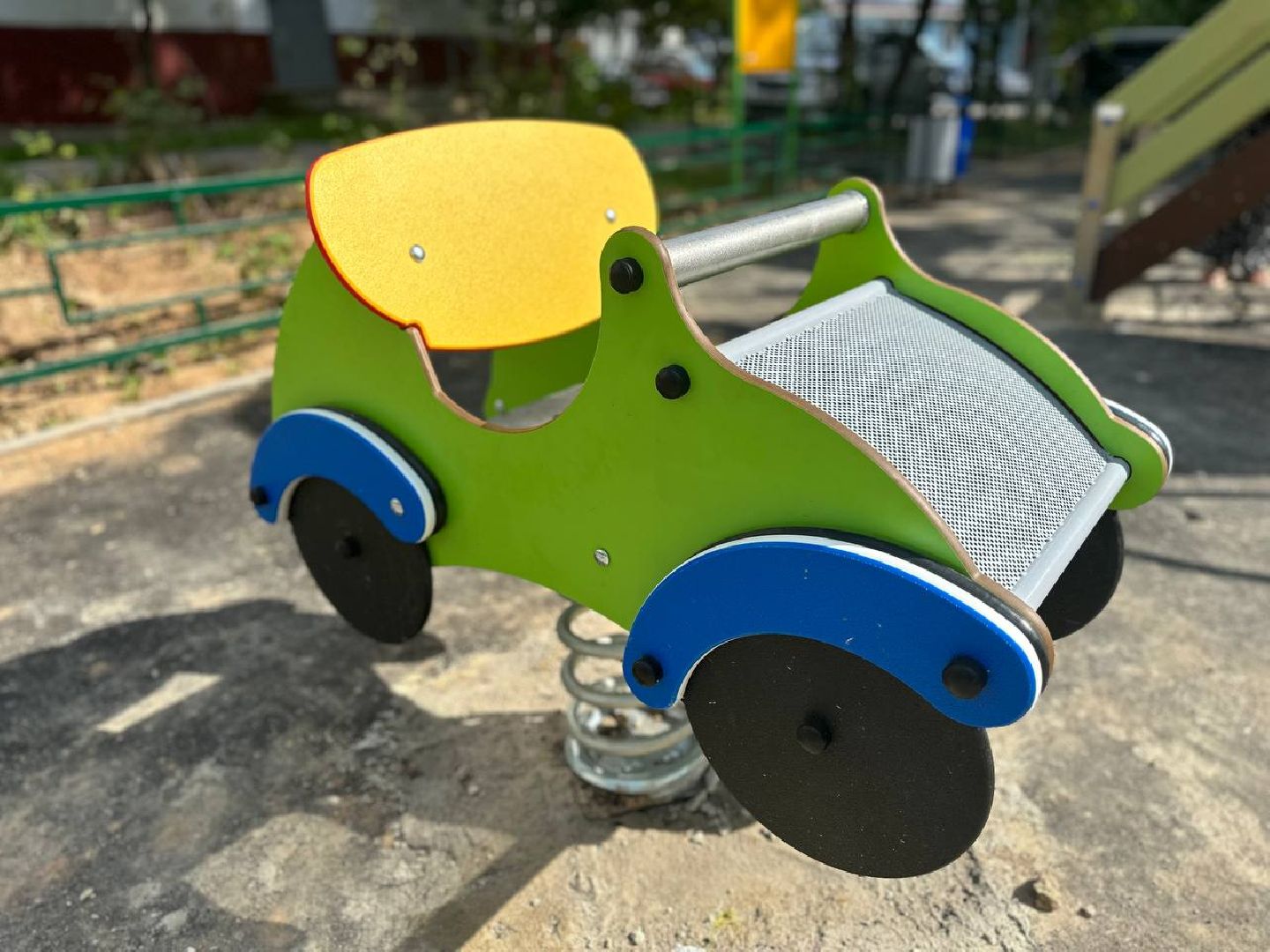 Можайск, Можайский городской округ, Подмосковье, благоустройство, дворовые территории, дворы, жители, детская площадка, работы