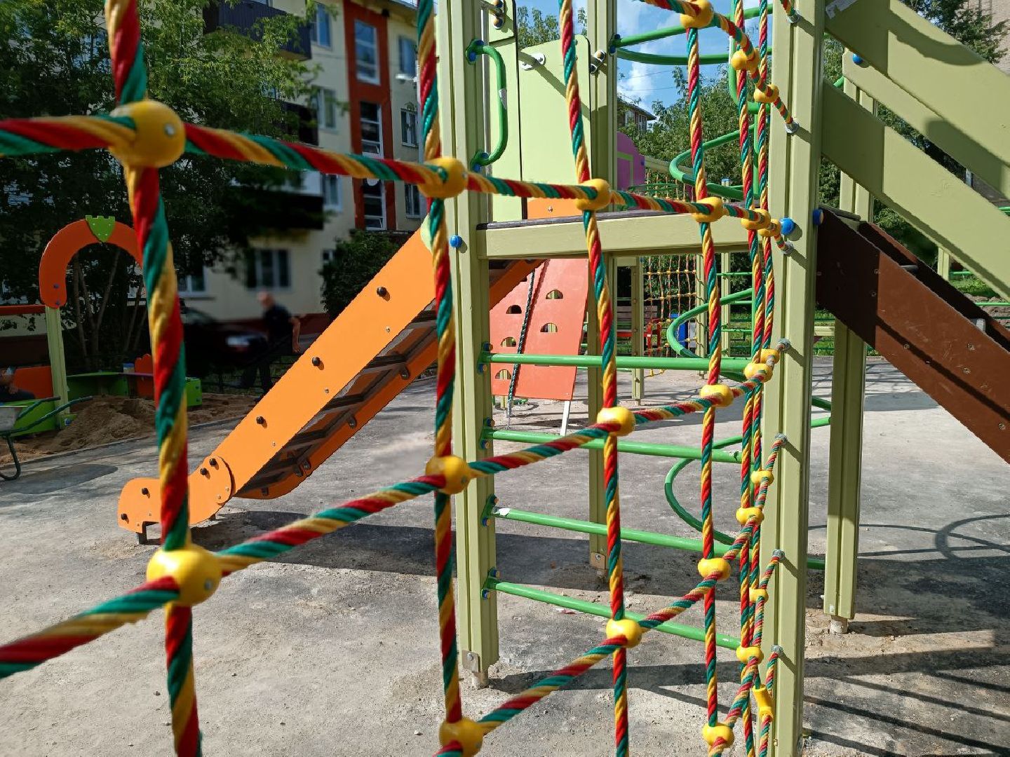 Можайск, Можайский городской округ, Подмосковье, благоустройство, дворовые территории, дворы, жители, детская площадка, работы