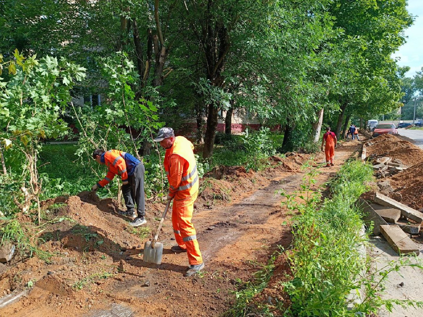 Можайск, Можайский городской округ, Подмосковье, благоустройство, дворовые территории, дворы, жители, детская площадка, работы