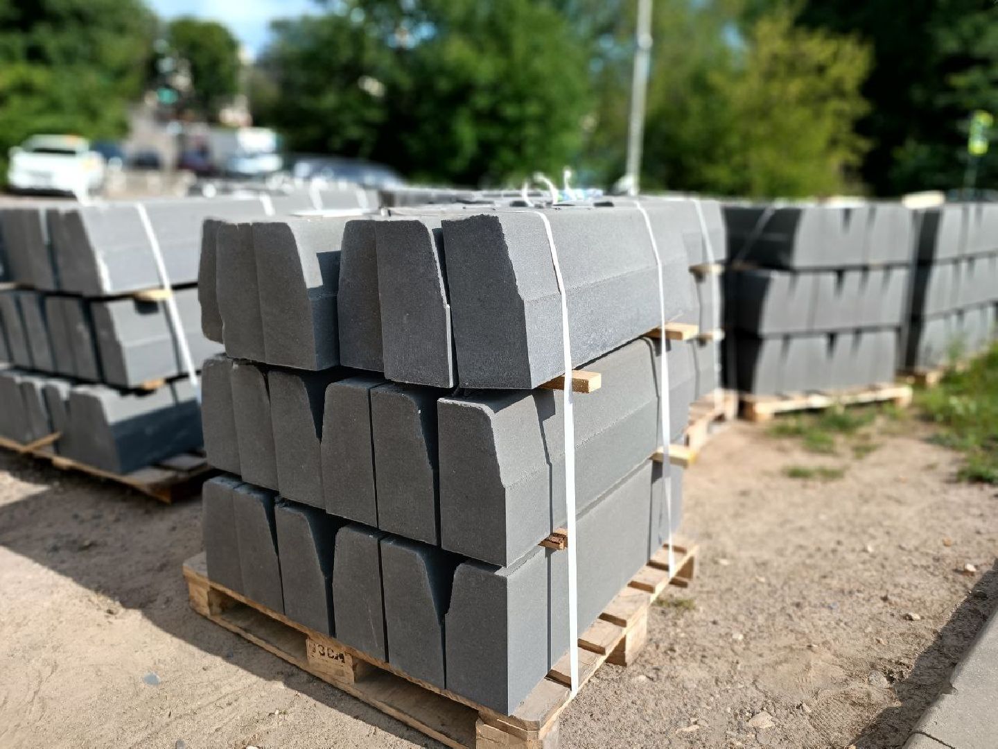 Можайск, Можайский городской округ, Подмосковье, благоустройство, дворовые территории, дворы, жители, детская площадка, работы