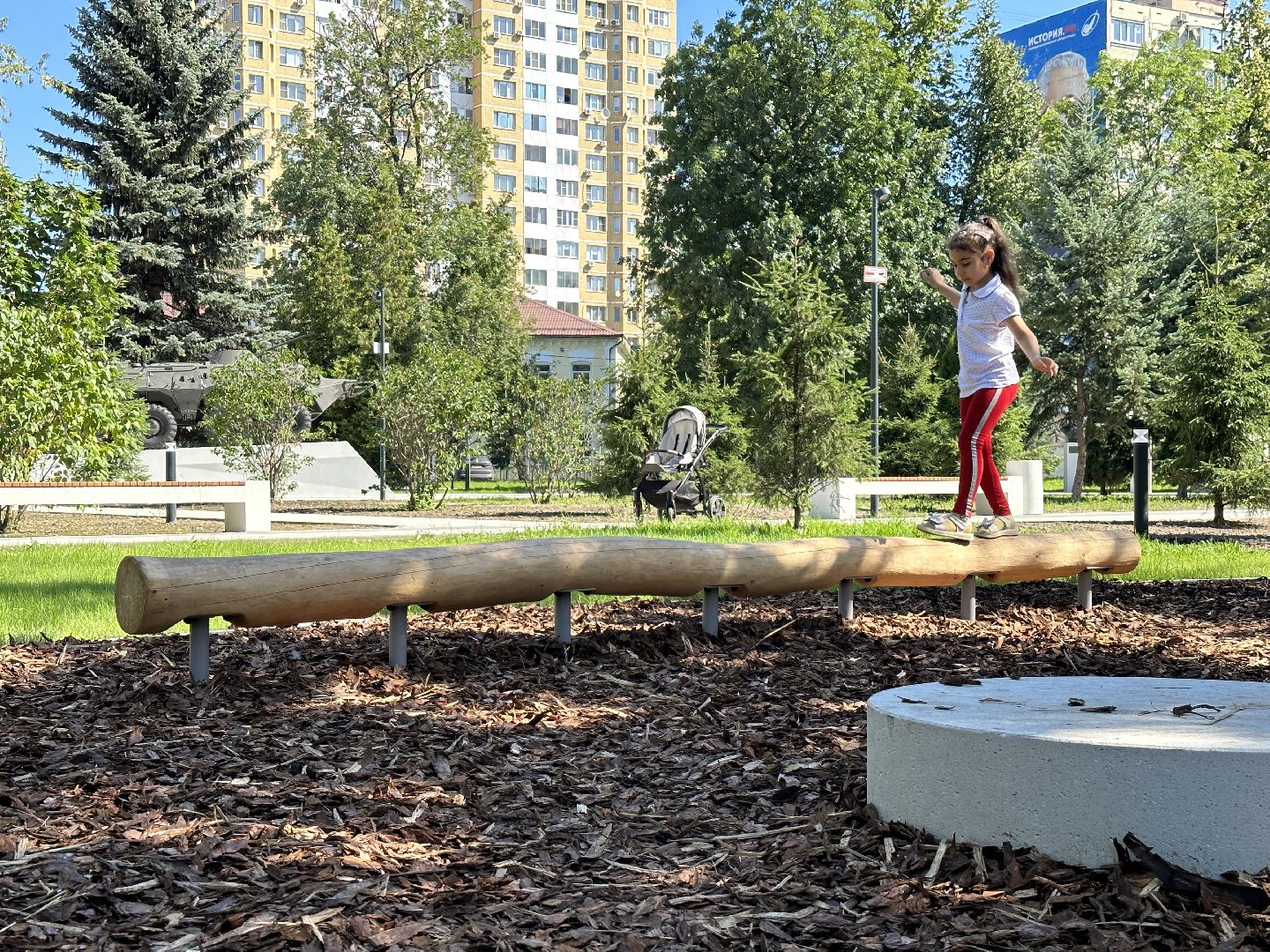 Реутов, Мемориал, Аллея славы, реконструкция, обновление, БТР, постамент, Герои