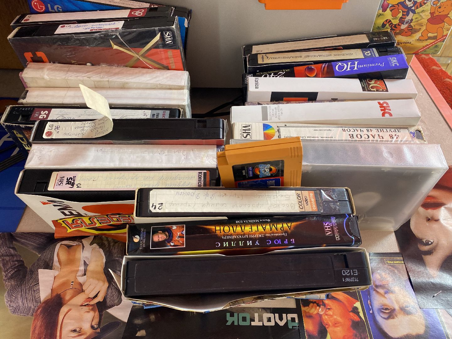 «Дом вверх дном», арт-объект, мурал, нейросеть, Балашиха, фестиваль уличного искусства «Культурный код»