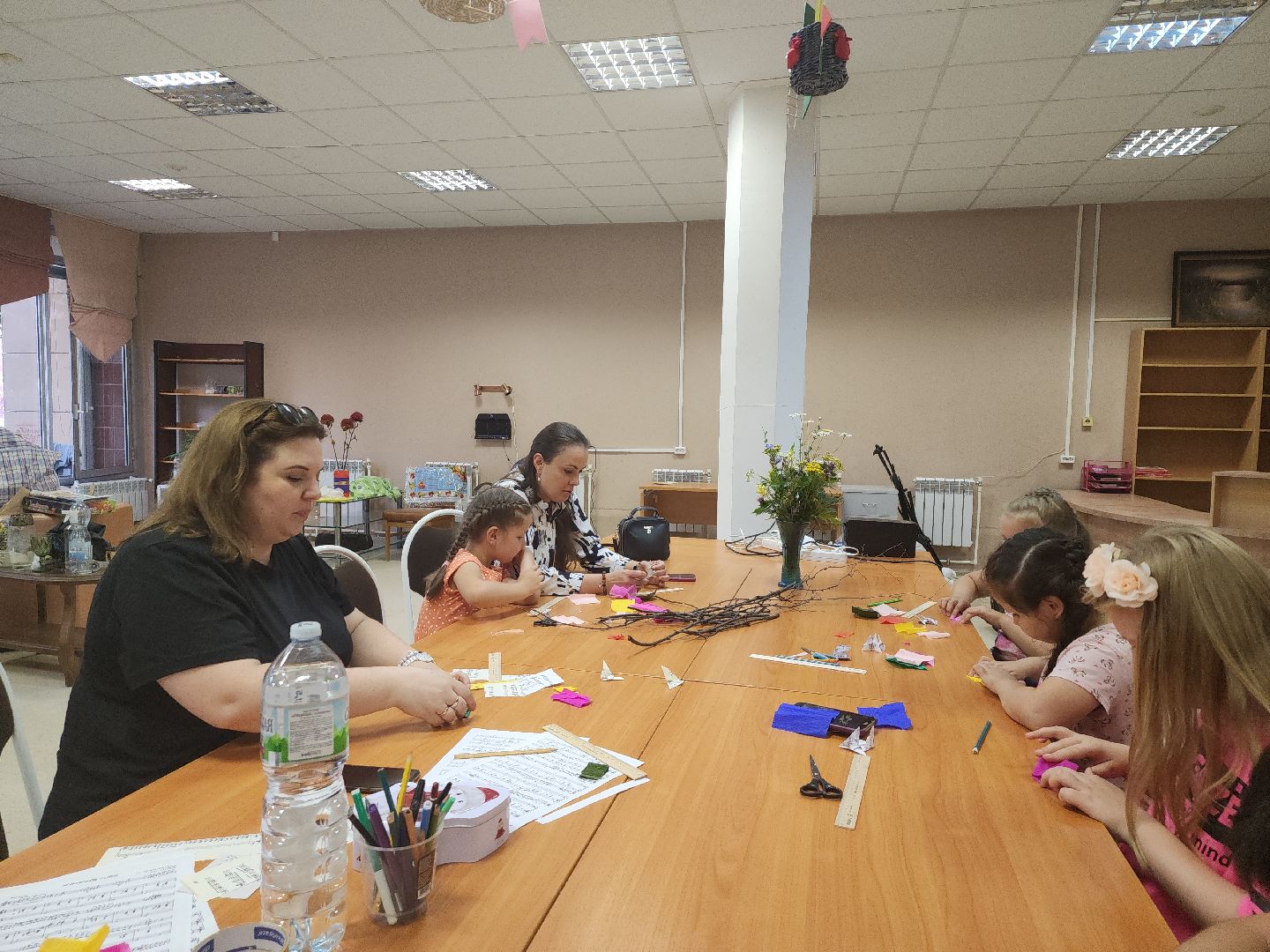 творчество; поделки; библиотека; видное; дети