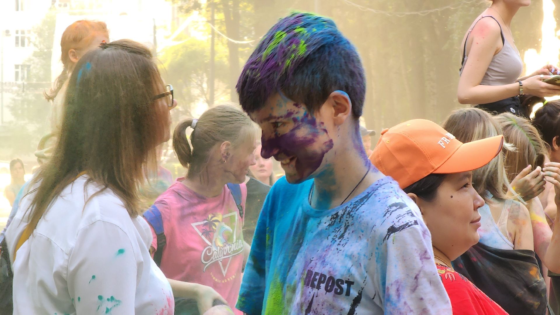 фестиваль красок, парки подмосковья, лето в подмосковье,