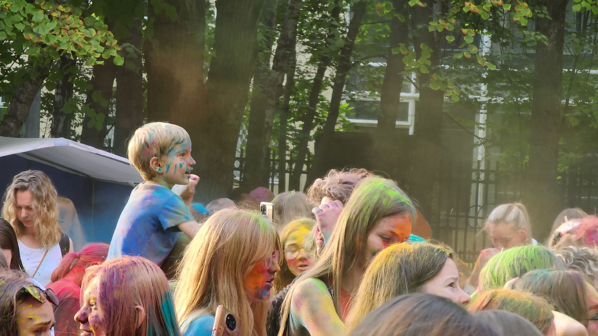 фестиваль красок, парки подмосковья, лето в подмосковье,