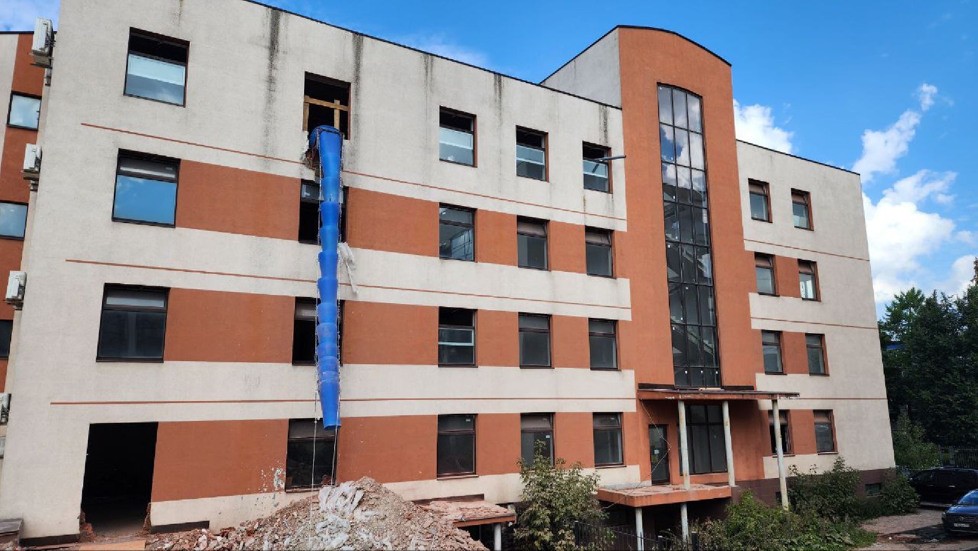 Дмитров, Здание суда, Строительство