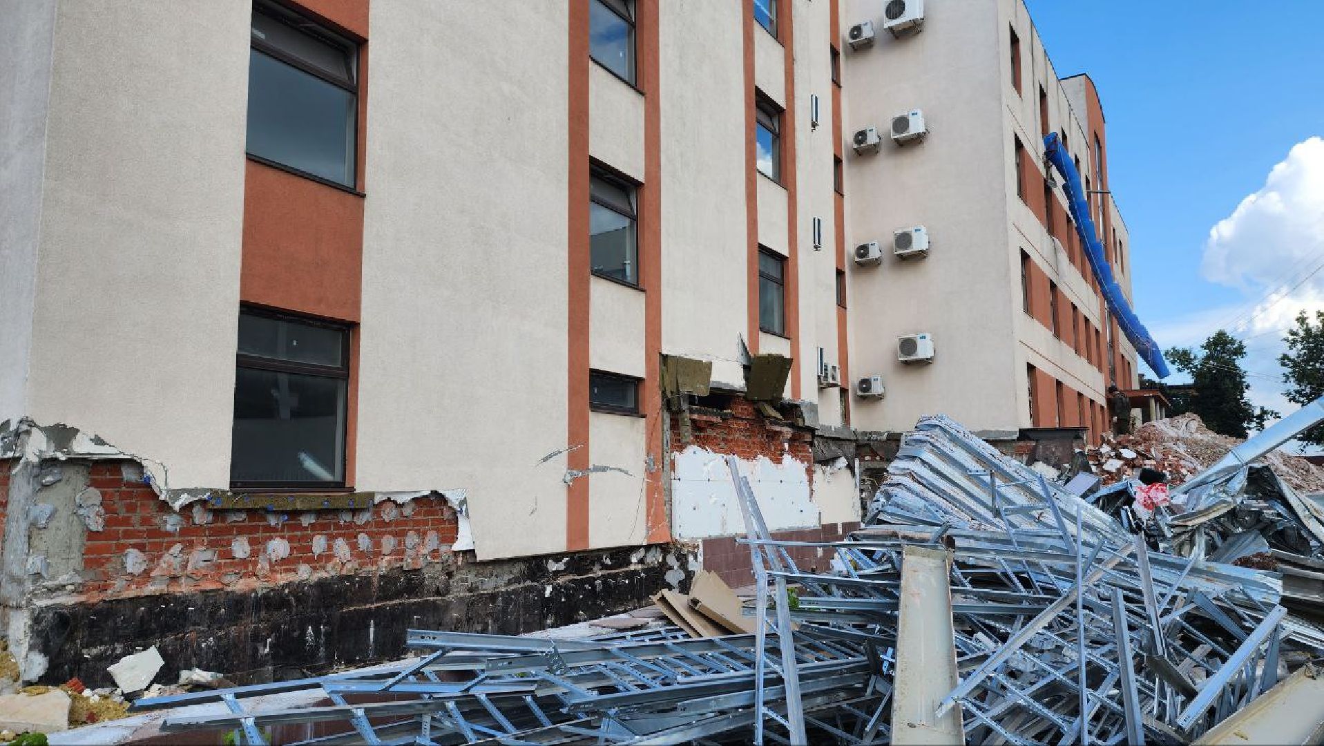 Дмитров, Здание суда, Строительство