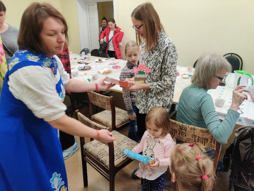 Красноармейск, социальное обслуживание, праздник весны, открытки для мамы, дети инвалиды