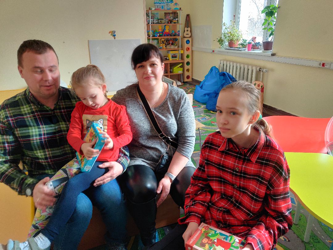 Красноармейск, социальное обслуживание, праздник весны, открытки для мамы, дети инвалиды