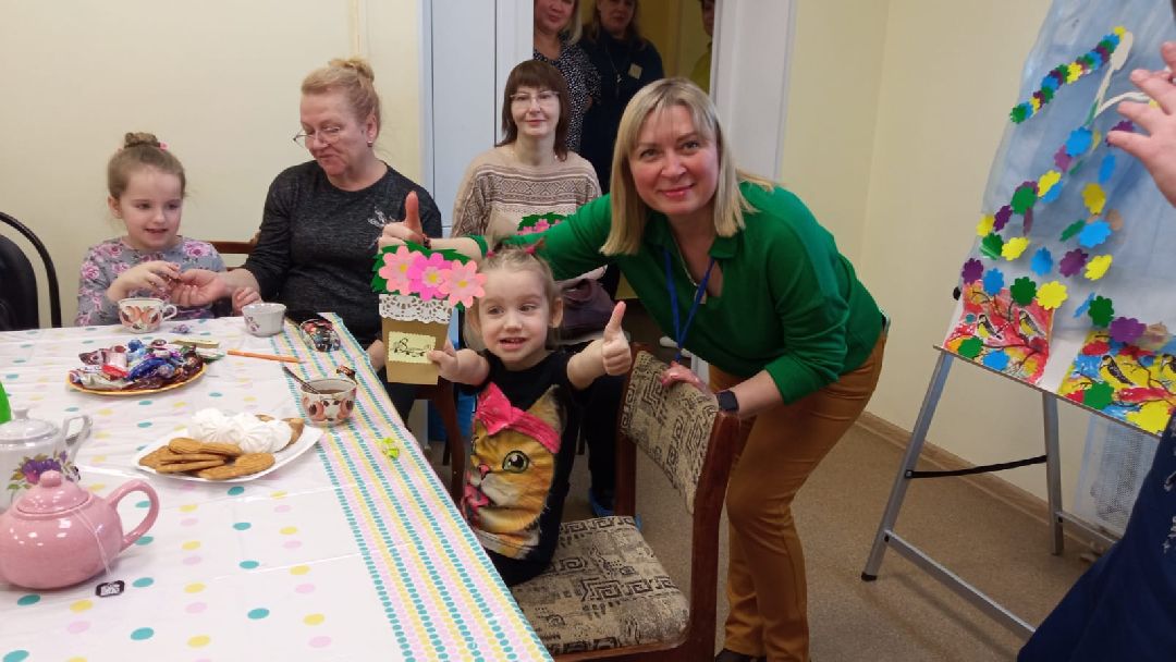 Красноармейск, социальное обслуживание, праздник весны, открытки для мамы, дети инвалиды