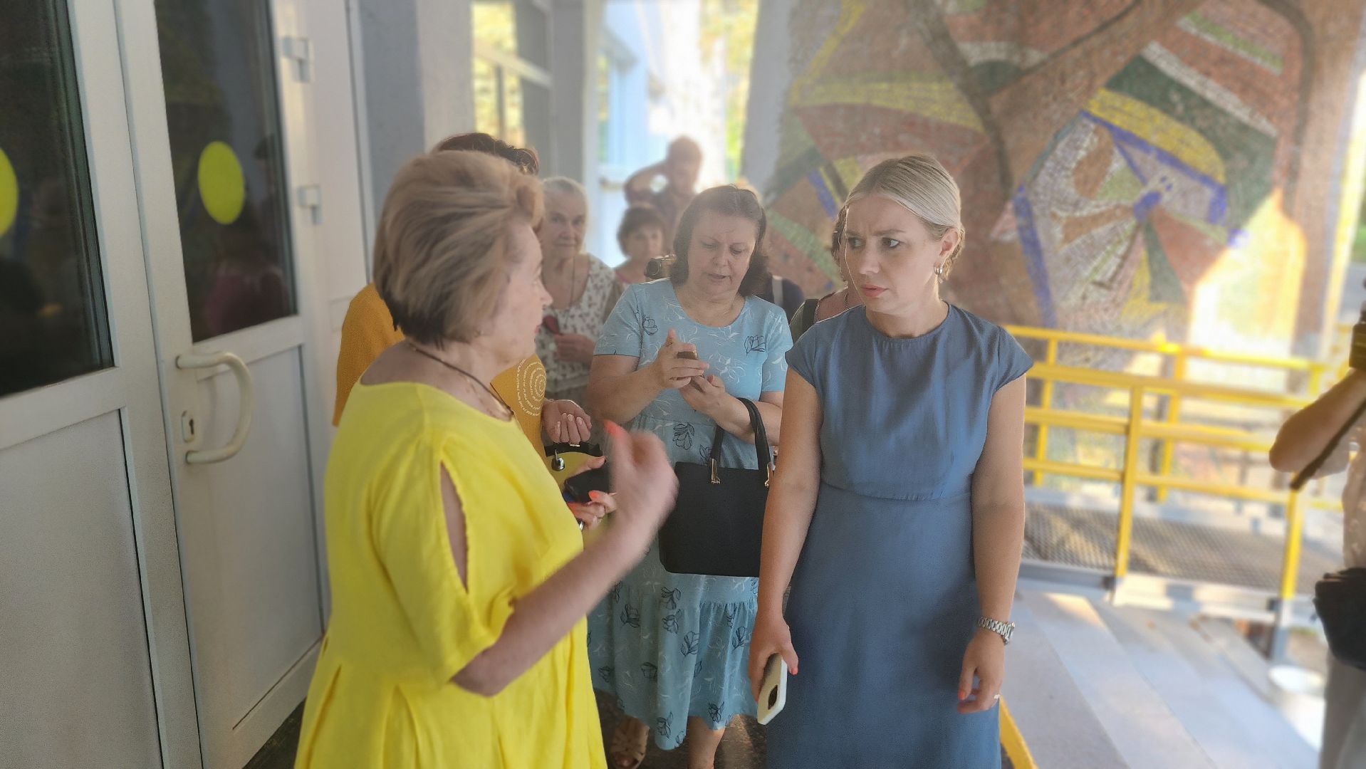 Лицей 2, мозаичное полотно, наследие, Протвино, общественность