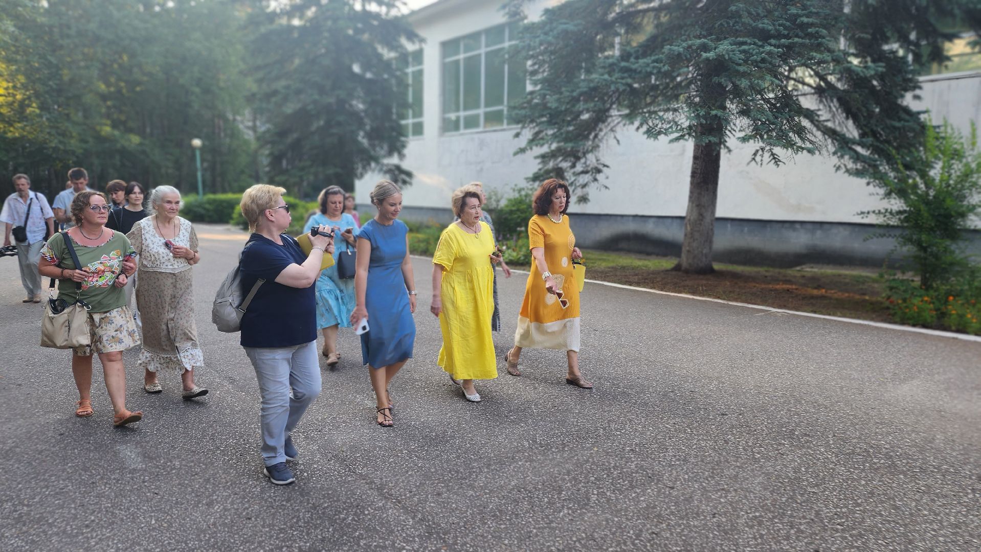 Лицей 2, мозаичное полотно, наследие, Протвино, общественность