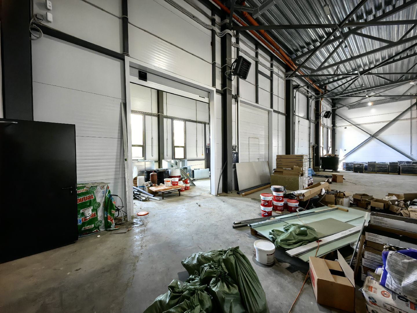 Дистрибьютор, техника, расширение, строительство