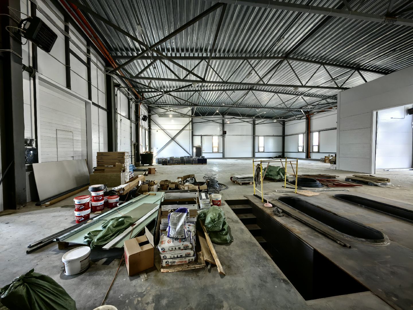 Дистрибьютор, техника, расширение, строительство