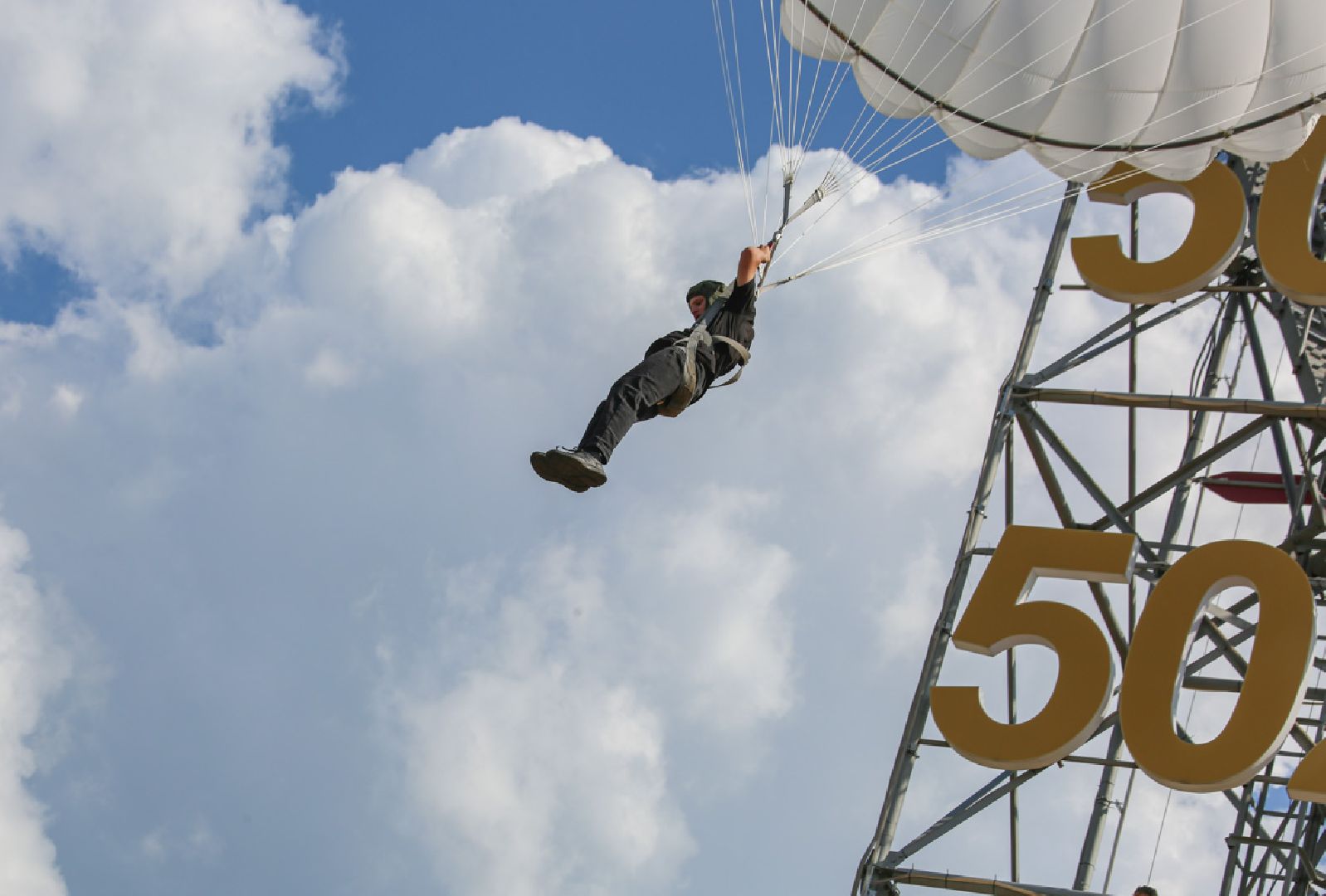 Одинцово, парашют, вышка, прыжки, отдых, спорт, экстрим,