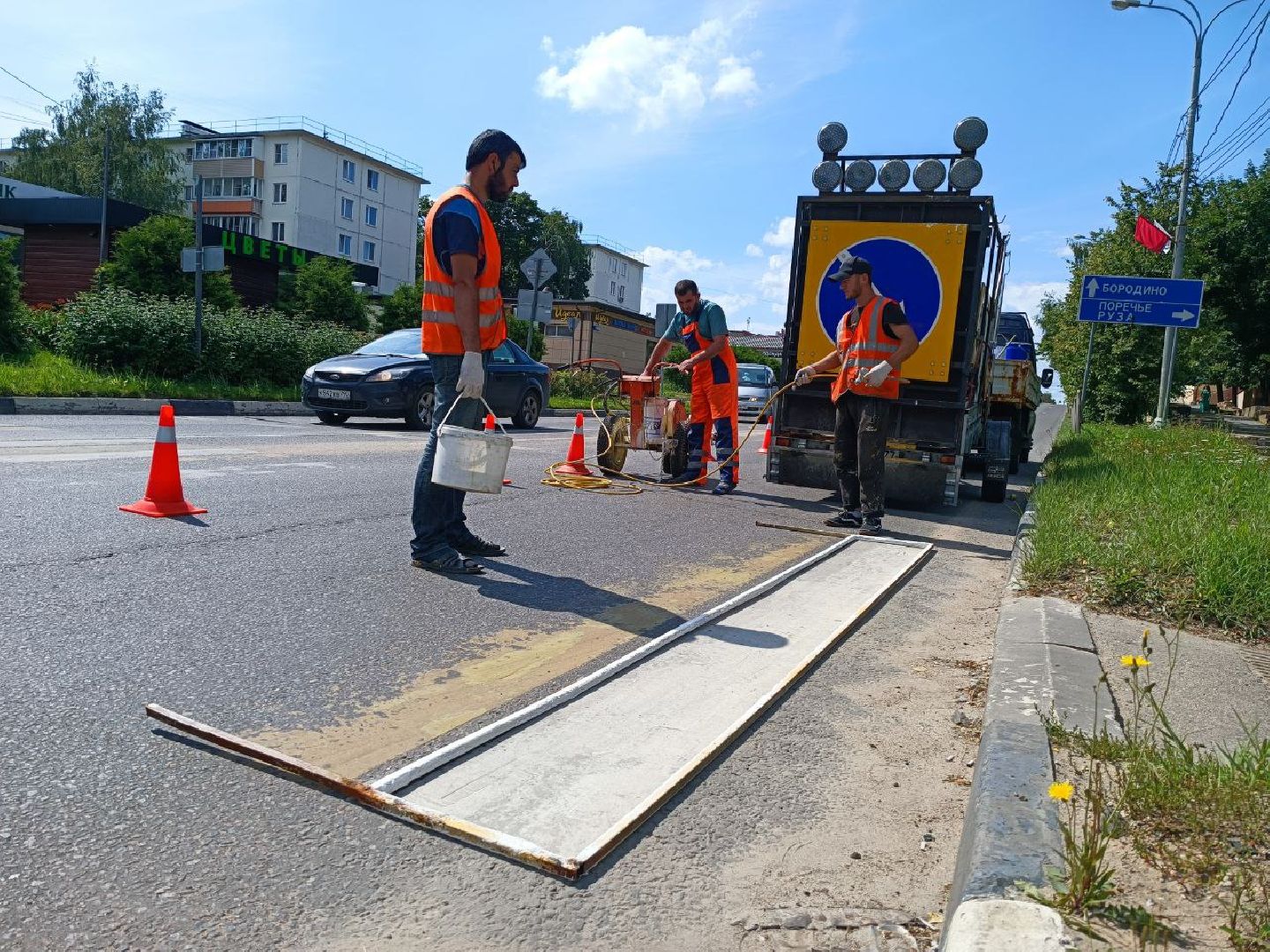 Можайск, Можайский городской округ, Подмосковье, разметка, пешеходные переходы, дорога, работы, социальные объекты