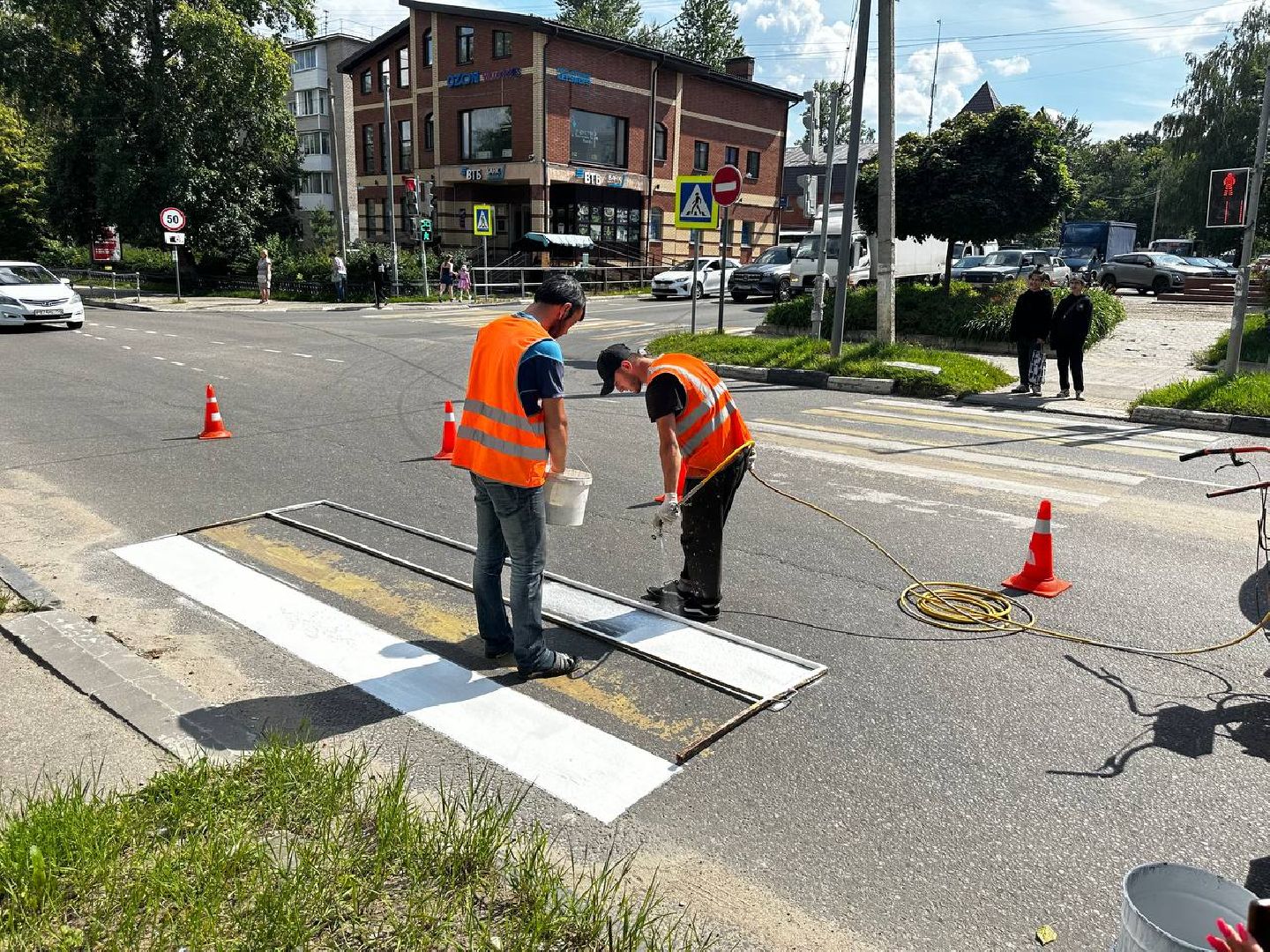 Можайск, Можайский городской округ, Подмосковье, разметка, пешеходные переходы, дорога, работы, социальные объекты