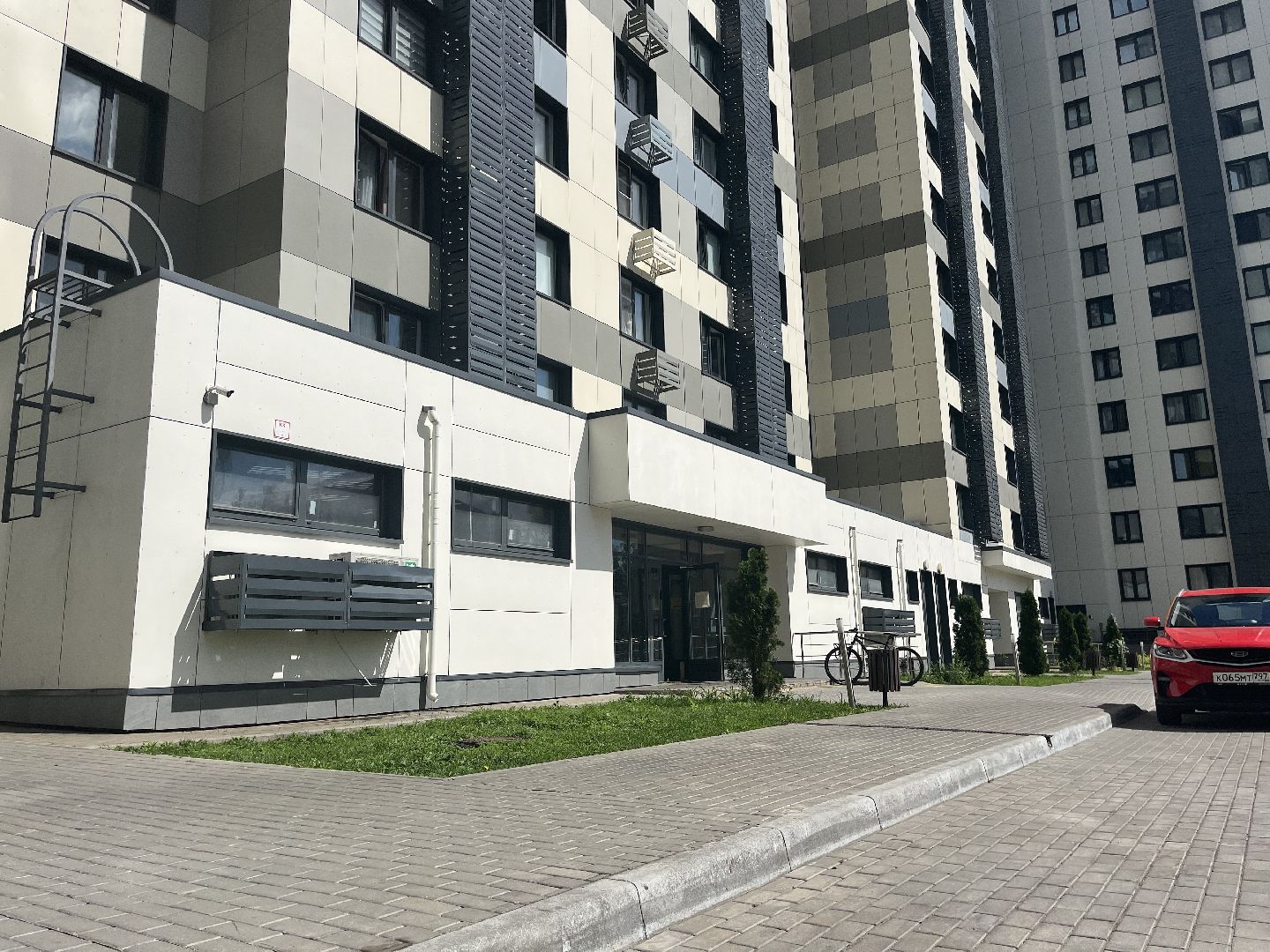 Прорыв трубы, авария, люберцы, многоэтажка