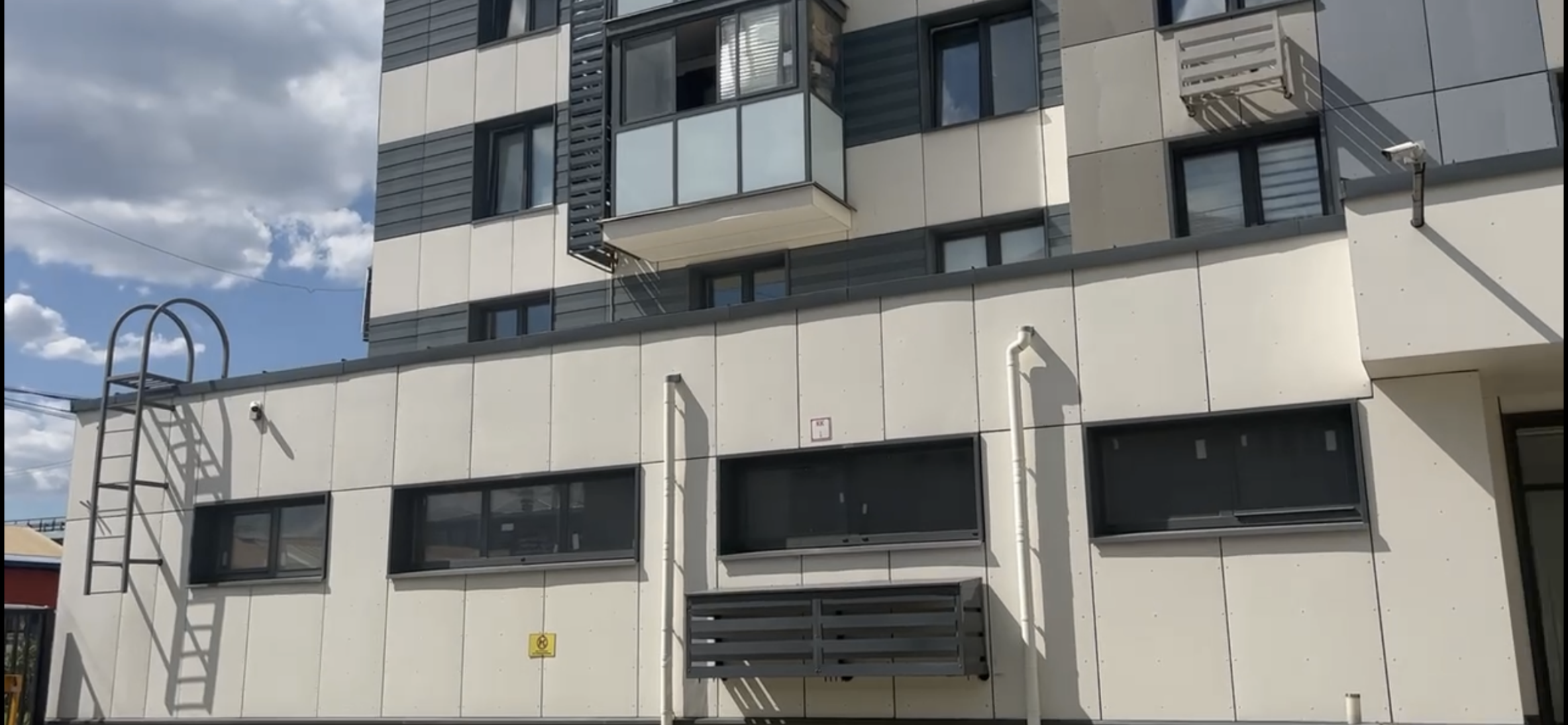 Прорыв трубы, авария, люберцы, многоэтажка