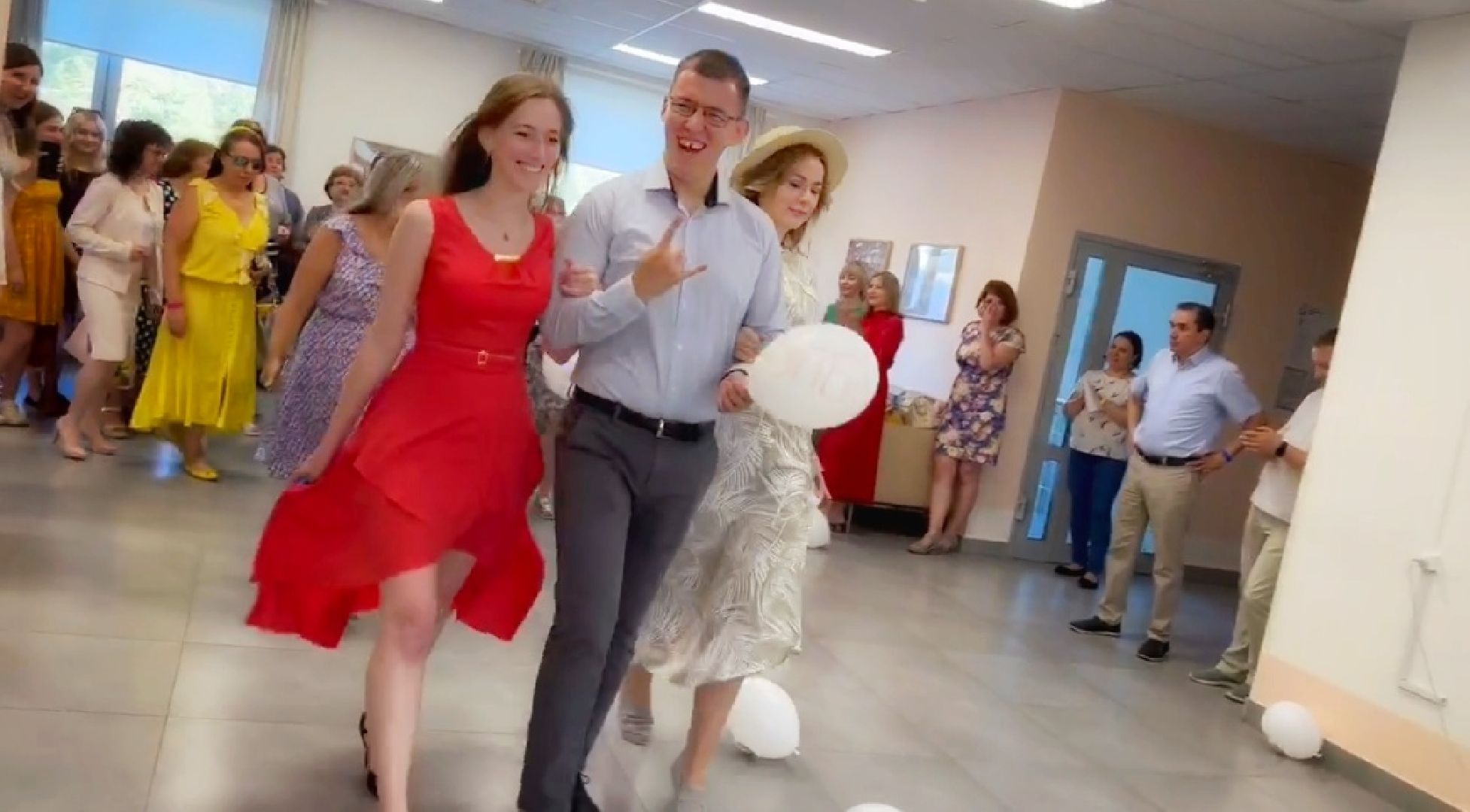 Неделя моды, модные врачи, кутюрье в белых халатах, Наро-Фоминск