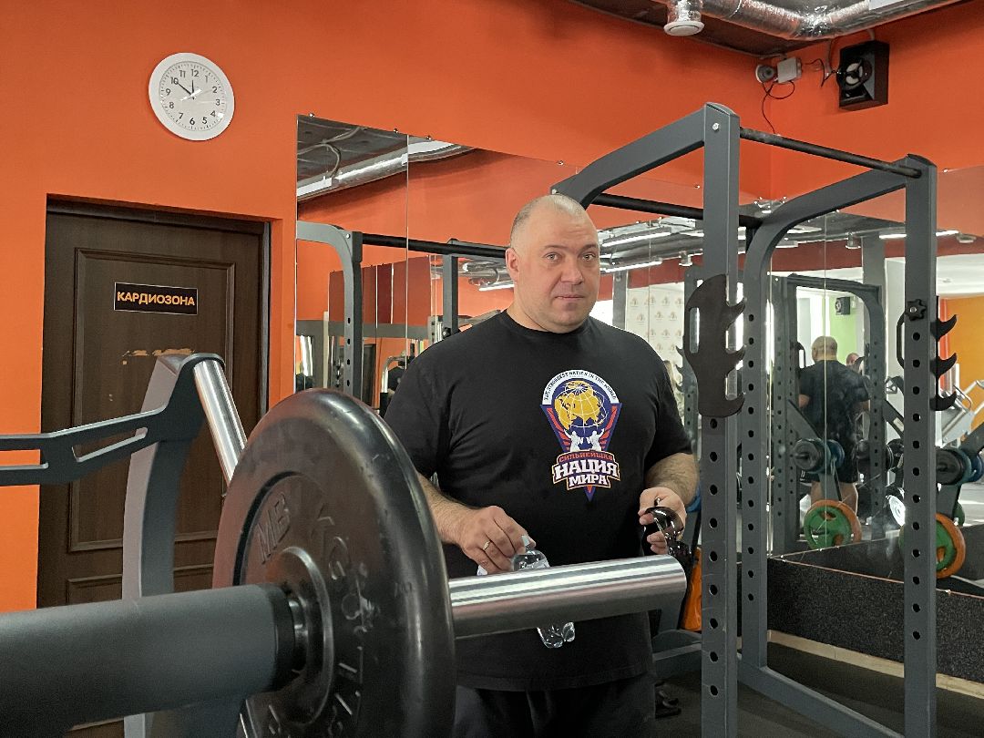 Спортсмены, 8 марта, сценический экстрим