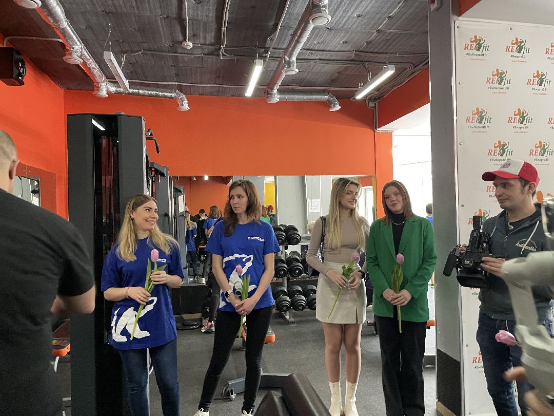 Спортсмены, 8 марта, сценический экстрим