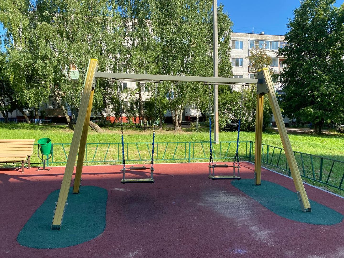 Чехов, благоустройство, информационные наклейки, детская площадка, ремонт