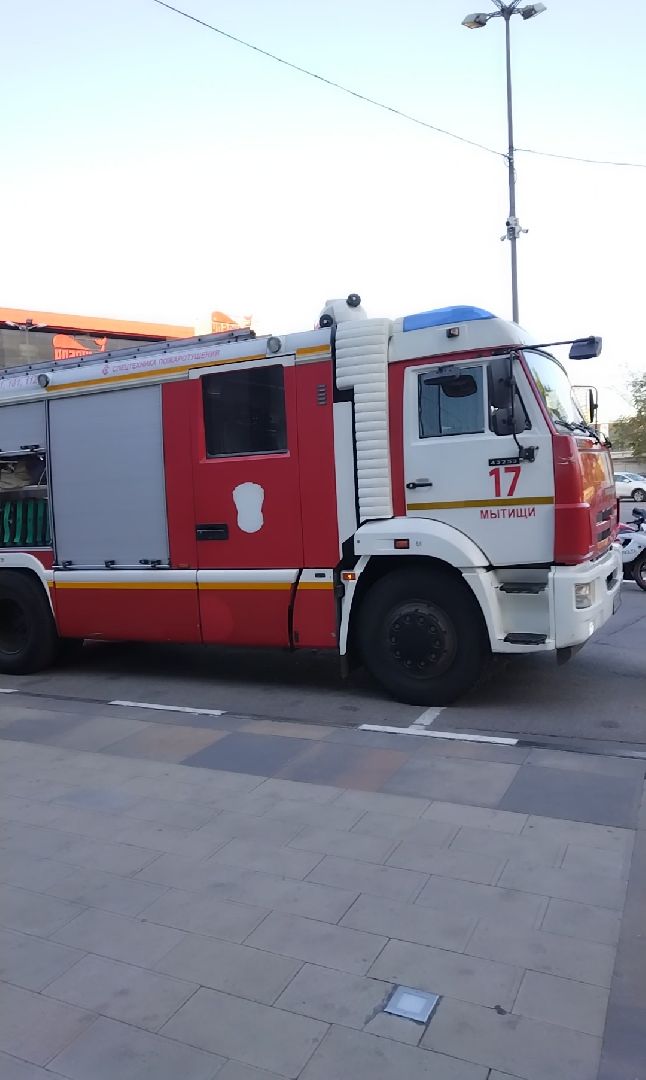 Пожар, ТЦ Красный Кит, Мытищи