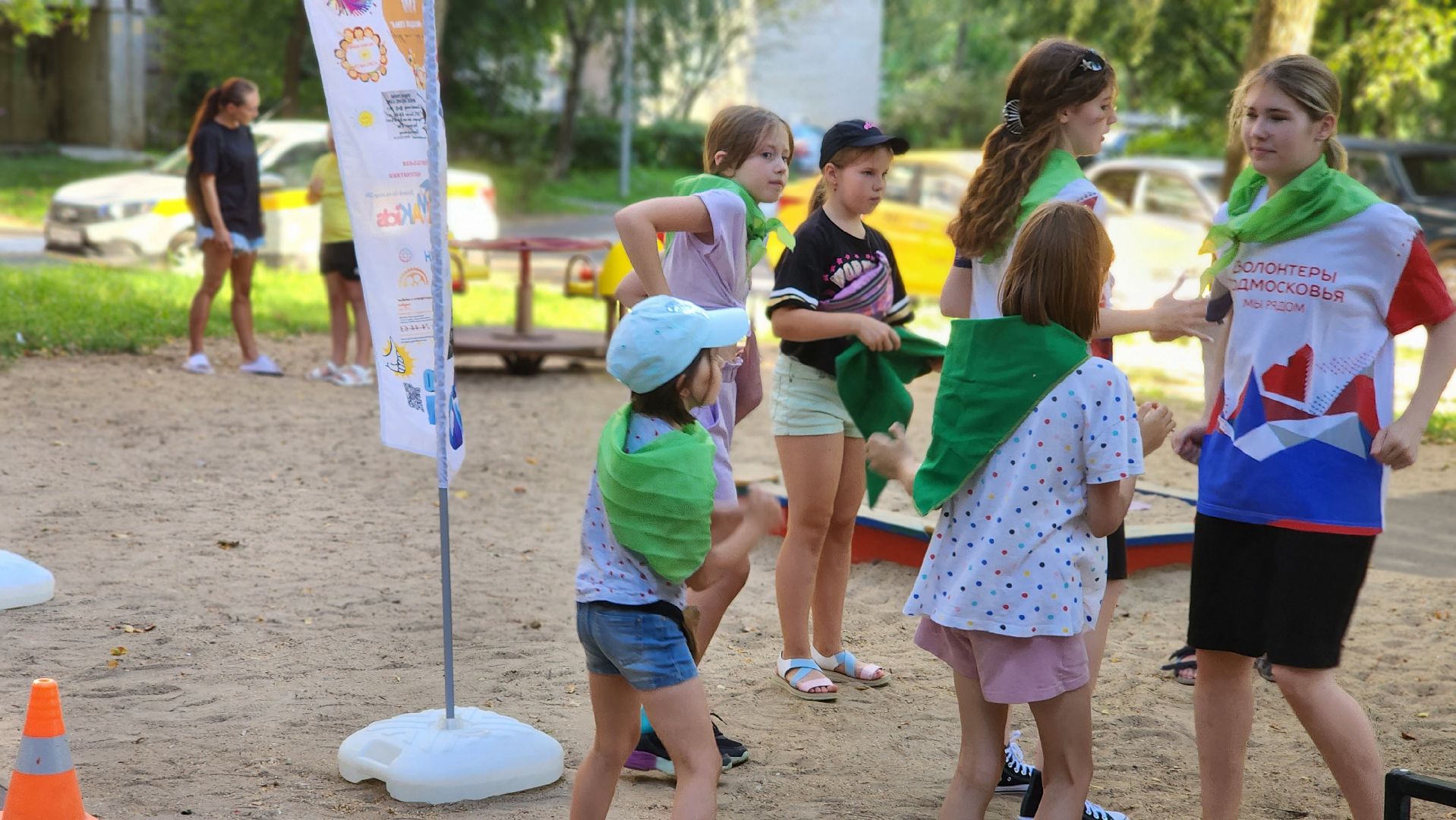 трудовой десант, волонтеры, Протвино, аниматоры, праздник двора