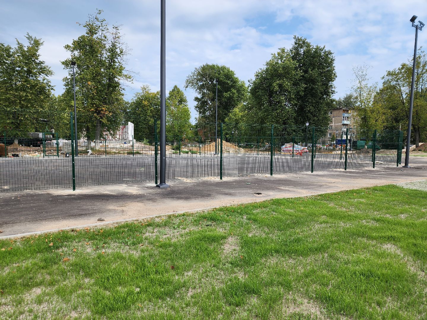 Павловский Посад, городской округ Павловский Посад, люди, ремонт, парк, сквер, мемориал