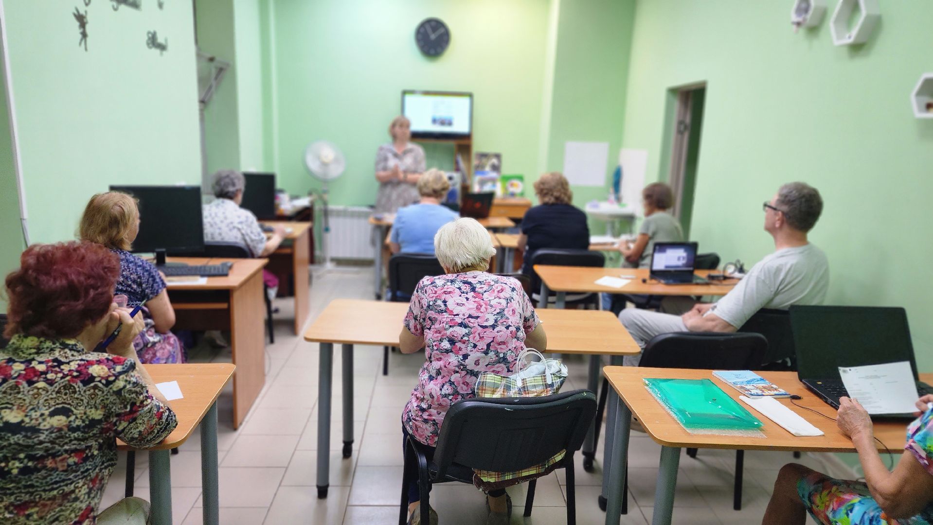 активное долголетие, библиотека, Протвино, твой друг-смартфон, компьютерная грамотность
