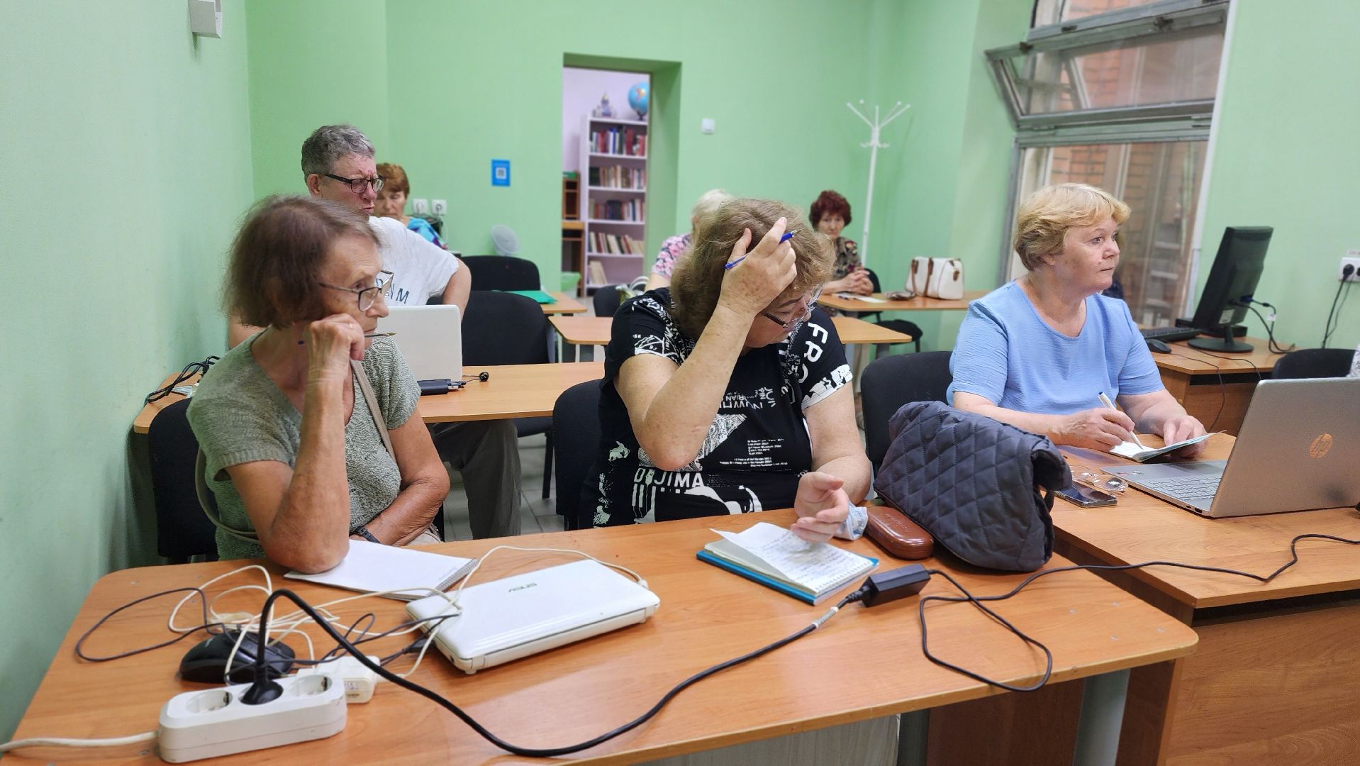 активное долголетие, библиотека, Протвино, твой друг-смартфон, компьютерная грамотность