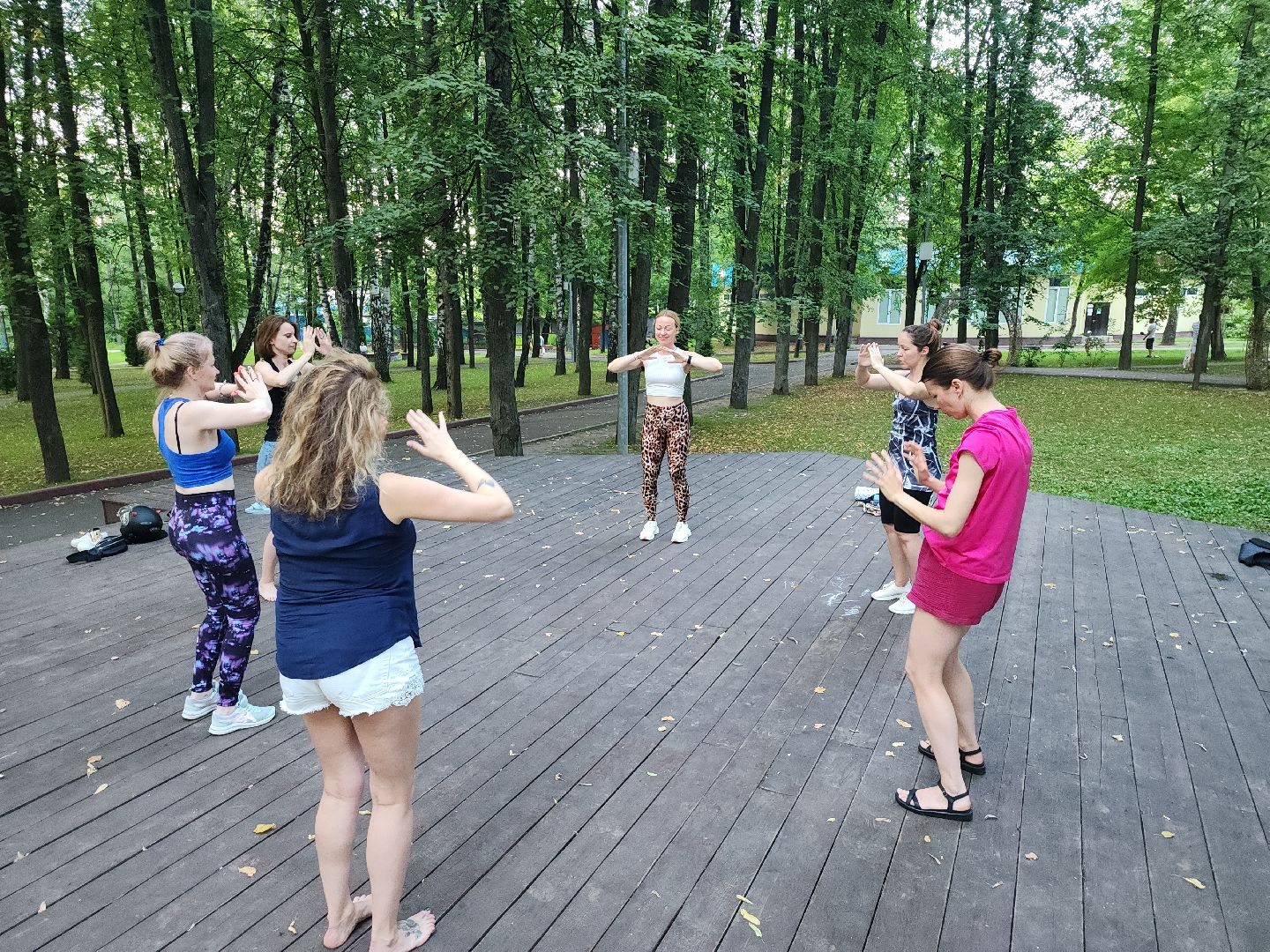 практики; йога; парк; активность