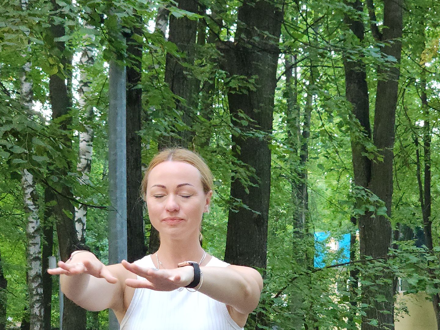 практики; йога; парк; активность