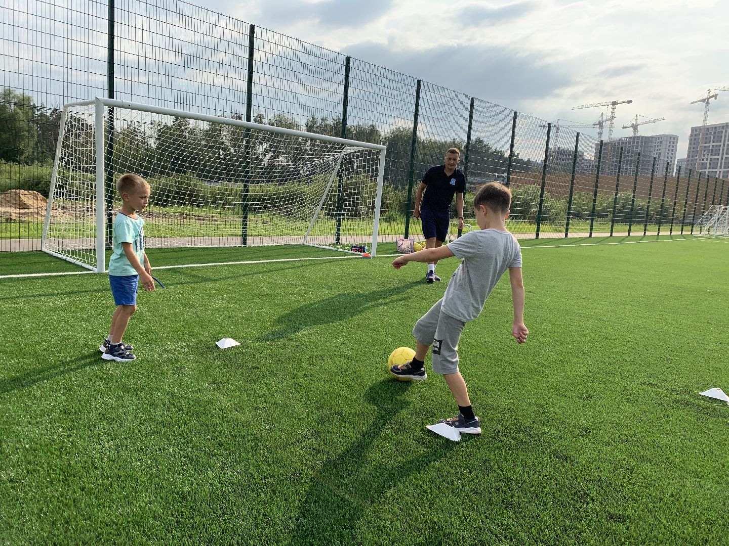 Балашиха, Подмосковье, спорт, спорткомплекс Спорттракт, футбол, футбольный клуб Чемпион