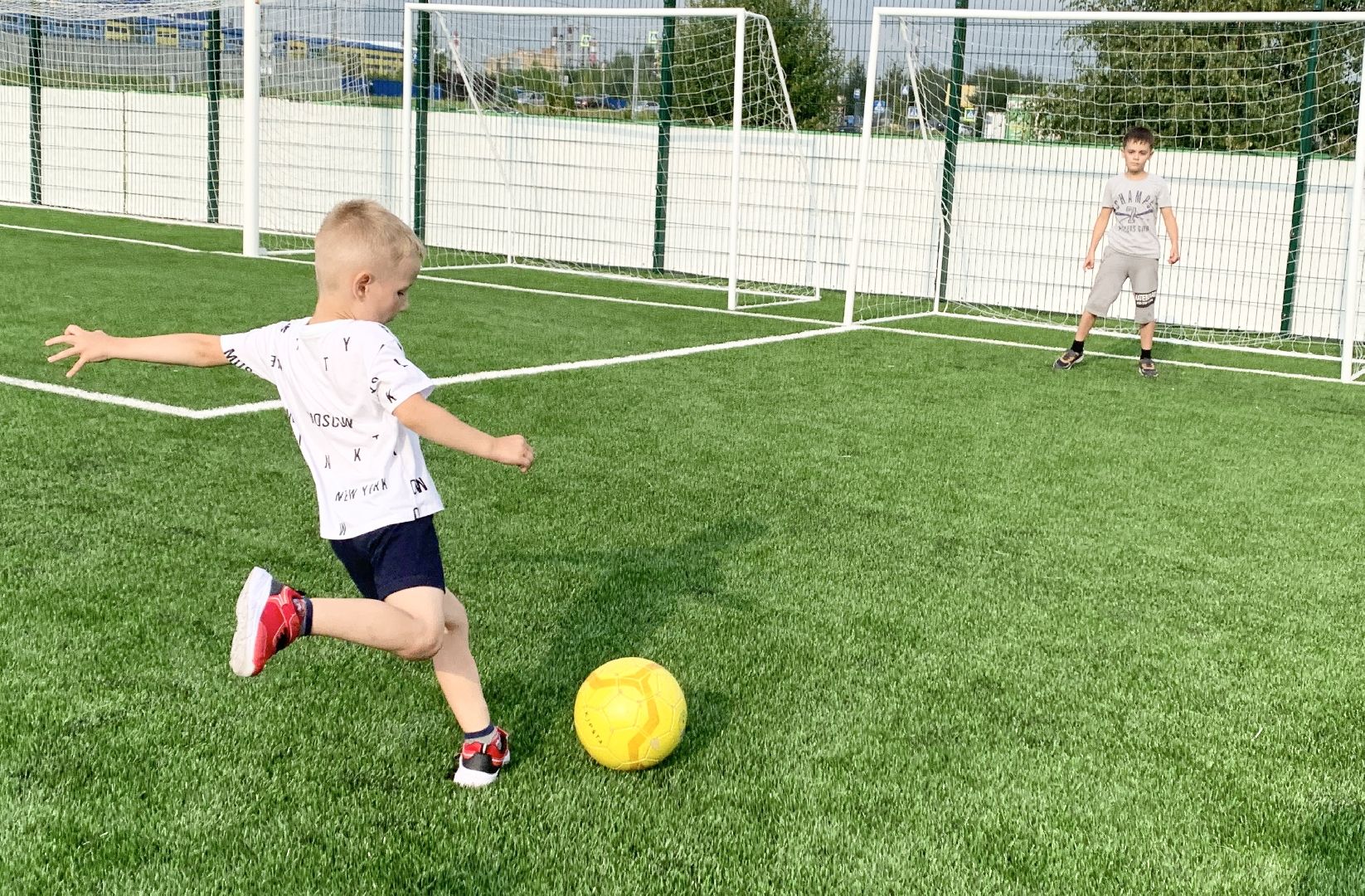 Балашиха, Подмосковье, спорт, спорткомплекс Спорттракт, футбол, футбольный клуб Чемпион